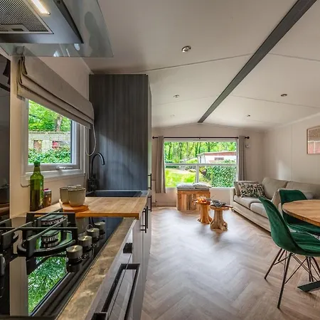 Canary Wellness - Sauna & Hottub