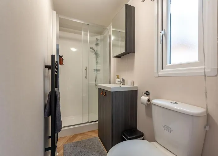 Canary Wellness - Sauna & Hottub