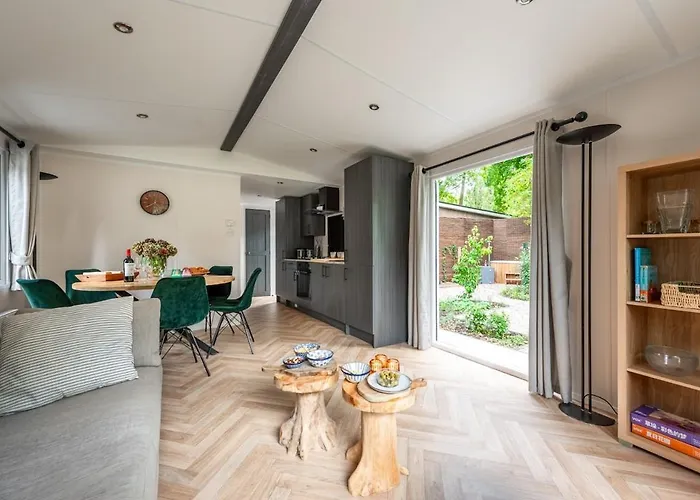 Canary Wellness - Sauna & Hottub * Hoenderloo