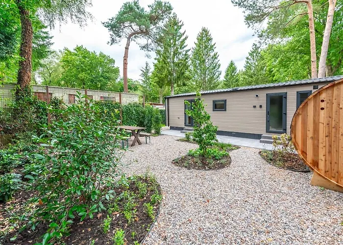 Canary Wellness - Sauna & Hottub * Hoenderloo