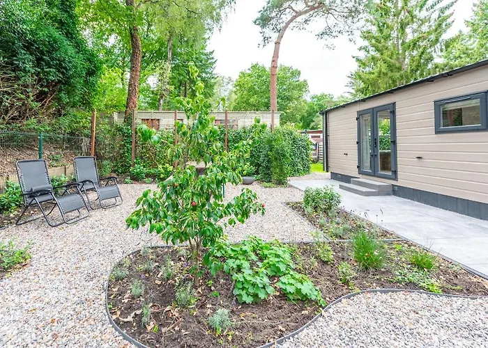 Canary Wellness - Sauna & Hottub Hoenderloo