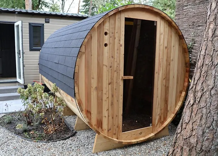 Dağ evi Canary Wellness - Sauna & Hottub Hoenderloo