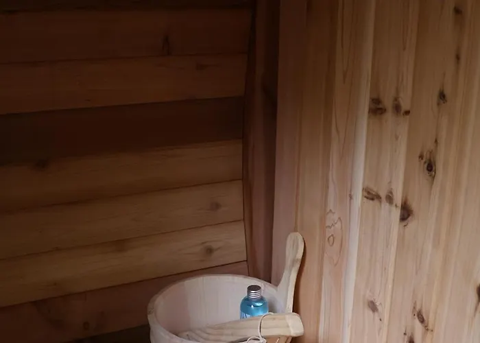 Canary Wellness - Sauna & Hottub *